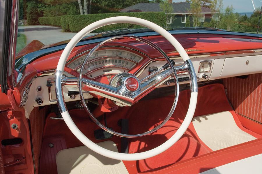  Mercury Montclair Convertible 1955 года  (фото 26 из 41)